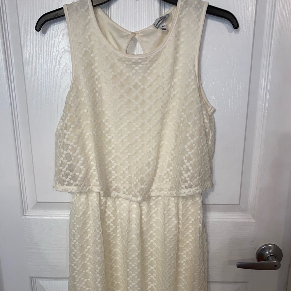 Cream dress perfect for anything! Worn once!